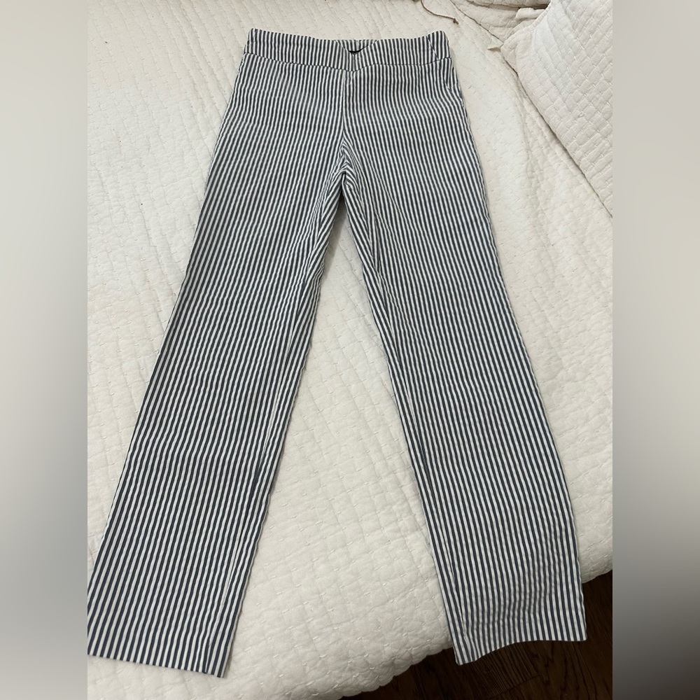 Jones & Co Cropped pants